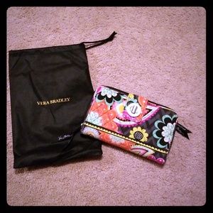 Vera Bradley clutch/wallet Ziggy Zinnias